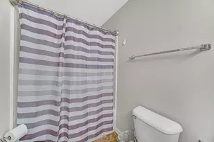 673 E Fountainview Dr, Mundelein, IL 60060 - Photo 13