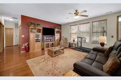 1580 Millbrook Drive, Algonquin, IL 60102 - Photo 5