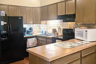 90 N Dee Rd, Park Ridge, IL 60068 - Photo 3