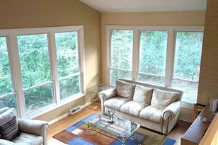 90 N Dee Rd, Park Ridge, IL 60068 - Photo 9