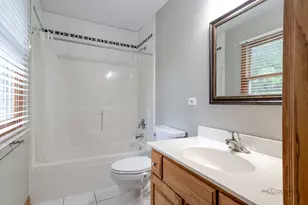 214 Millard Ave, Fox River Grove, IL 60021 - Photo 15