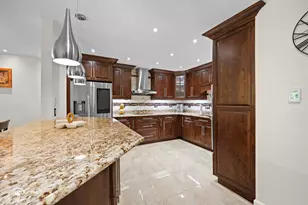 2605 Oxford Ct, Darien, IL 60561 - Photo 11