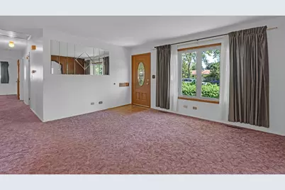 36672 N Traer Terrace, Gurnee, IL 60031 - Photo 3