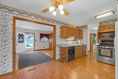 36672 N Traer Terrace, Gurnee, IL 60031 - Photo 9