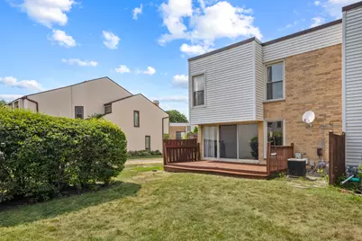 369 Cedar Tree Court, Hoffman Estates, IL 60169 - Photo 21
