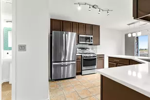 16846 S Mallard Ln, Lockport, IL 60441 - Photo 5
