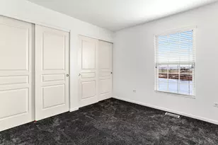 16846 S Mallard Ln, Lockport, IL 60441 - Photo 15