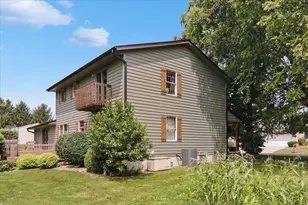 302 Ceilo View St, Colfax, IL 61728 - Photo 7