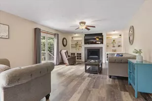 302 Ceilo View St, Colfax, IL 61728 - Photo 9
