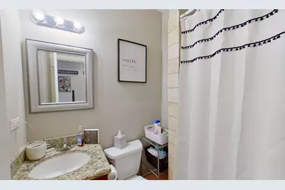 6300 N Rockwell Street #A3, Chicago, IL 60659 - Photo 13