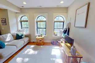 6300 N Rockwell St, Chicago, IL 60659 - Photo 3