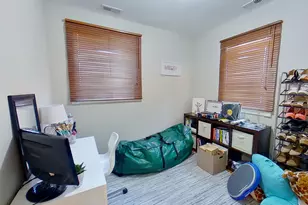 6300 N Rockwell St, Chicago, IL 60659 - Photo 11