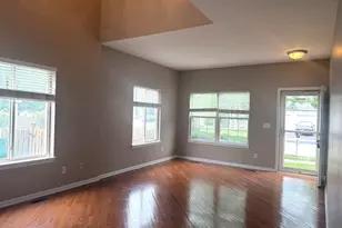 21529 Franklin Cir, Plainfield, IL 60544 - Photo 3