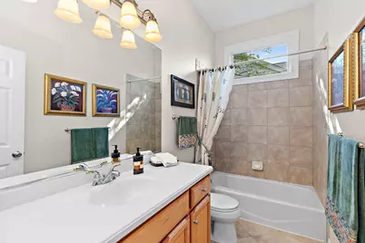 531 Vintage Drive, Lake in the Hills, IL 60156 - Photo 13