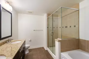 505 N McClurg Ct, Chicago, IL 60611 - Photo 9