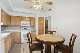15745 Ravinia Ave, Orland Park, IL 60462 - Photo 9