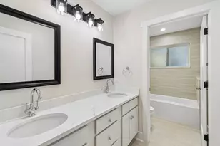1081 Northwestern Ave, Gurnee, IL 60031 - Photo 17