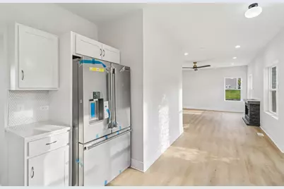 1081 Northwestern Avenue, Gurnee, IL 60031 - Photo 15