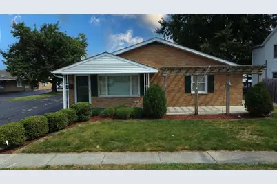 304 E Cherry Street #1, Watseka, IL 60970 - Photo 1
