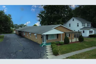 304 E Cherry Street #1, Watseka, IL 60970 - Photo 3