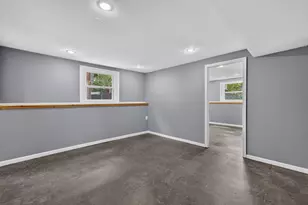 1226 Grant Dr, Carpentersville, IL 60110 - Photo 21