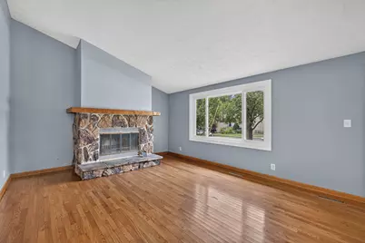 1226 Grant Drive, Carpentersville, IL 60110 - Photo 9