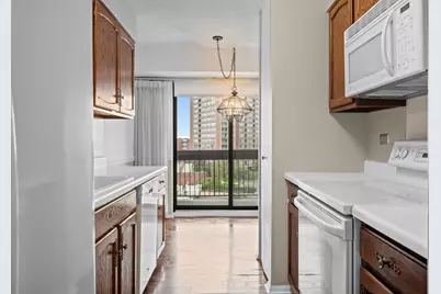 701 Forum Square #510, Glenview, IL 60025 - Photo 5