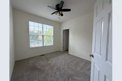 2542 Dunraven Avenue #2542, Naperville, IL 60540 - Photo 11