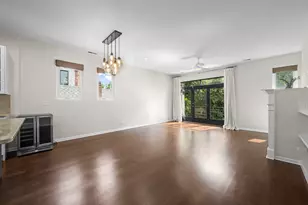 876 N Hermitage Ave, Chicago, IL 60622 - Photo 5