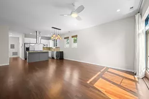876 N Hermitage Ave, Chicago, IL 60622 - Photo 11
