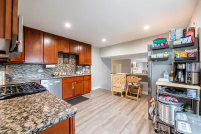 17742 Larkspur Lane, Homewood, IL 60430 - Photo 9