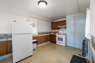 819 N Elm St, Kewanee, IL 61443 - Photo 15