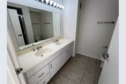 9655 Woods Drive #406, Skokie, IL 60077 - Photo 17