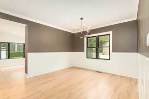 7111 N Mason Ave, Chicago, IL 60646 - Photo 9