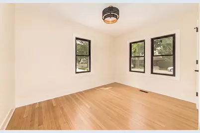 7111 N Mason Avenue, Chicago, IL 60646 - Photo 19