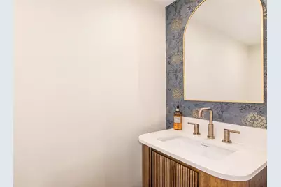 7111 N Mason Avenue, Chicago, IL 60646 - Photo 33