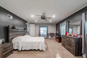 416 S Walnut St, Wenona, IL 61377 - Photo 17