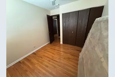 1990 Brookside Drive, Hoffman Estates, IL 60169 - Photo 11