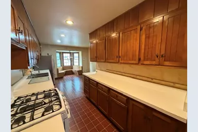 1209 Richmond Street, Joliet, IL 60435 - Photo 11