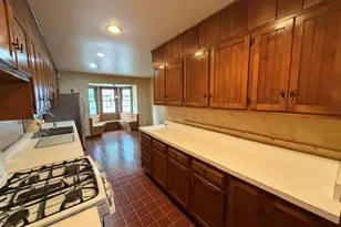 1209 Richmond St, Joliet, IL 60435 - Photo 11