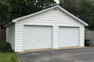 1209 Richmond St, Joliet, IL 60435 - Photo 33
