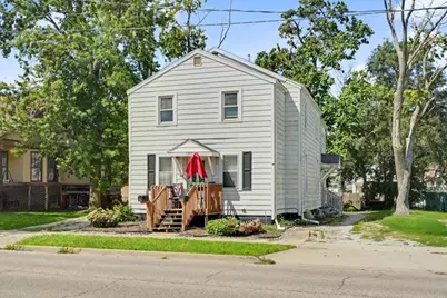 1207 S Main Street, Bloomington, IL 61701 - Photo 1