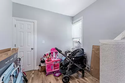 7553 S Saint Lawrence Avenue, Chicago, IL 60619 - Photo 11