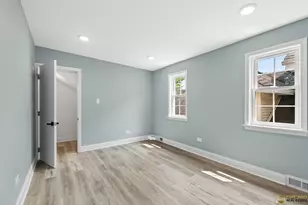 4656 N Leamington Ave, Chicago, IL 60630 - Photo 27