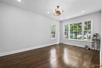 4656 N Leamington Avenue, Chicago, IL 60630 - Photo 15