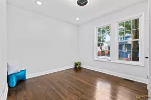 4656 N Leamington Ave, Chicago, IL 60630 - Photo 19