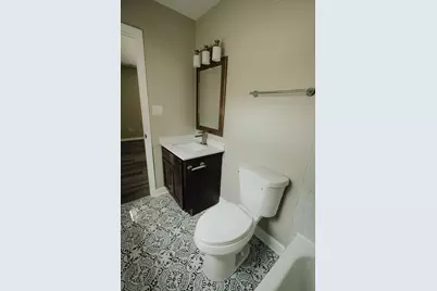 6034 N Wolcott Avenue #1W, Chicago, IL 60660 - Photo 9