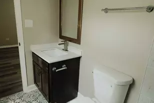 6034 N Wolcott Ave, Chicago, IL 60660 - Photo 9