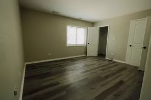 6034 N Wolcott Ave, Chicago, IL 60660 - Photo 5