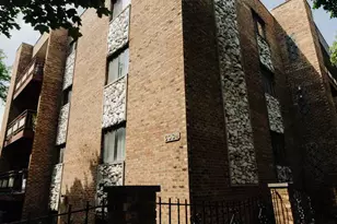 6034 N Wolcott Ave, Chicago, IL 60660 - Photo 1